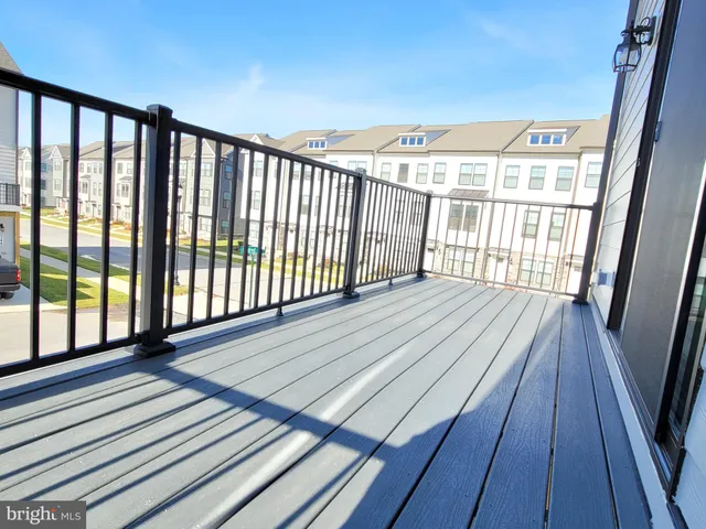 $2,950 | 762 Union Street, Frederick, MD 21701