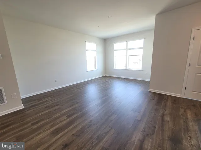 $2,950 | 762 Union Street, Frederick, MD 21701