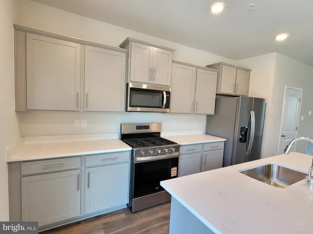 $2,950 | 762 Union Street, Frederick, MD 21701