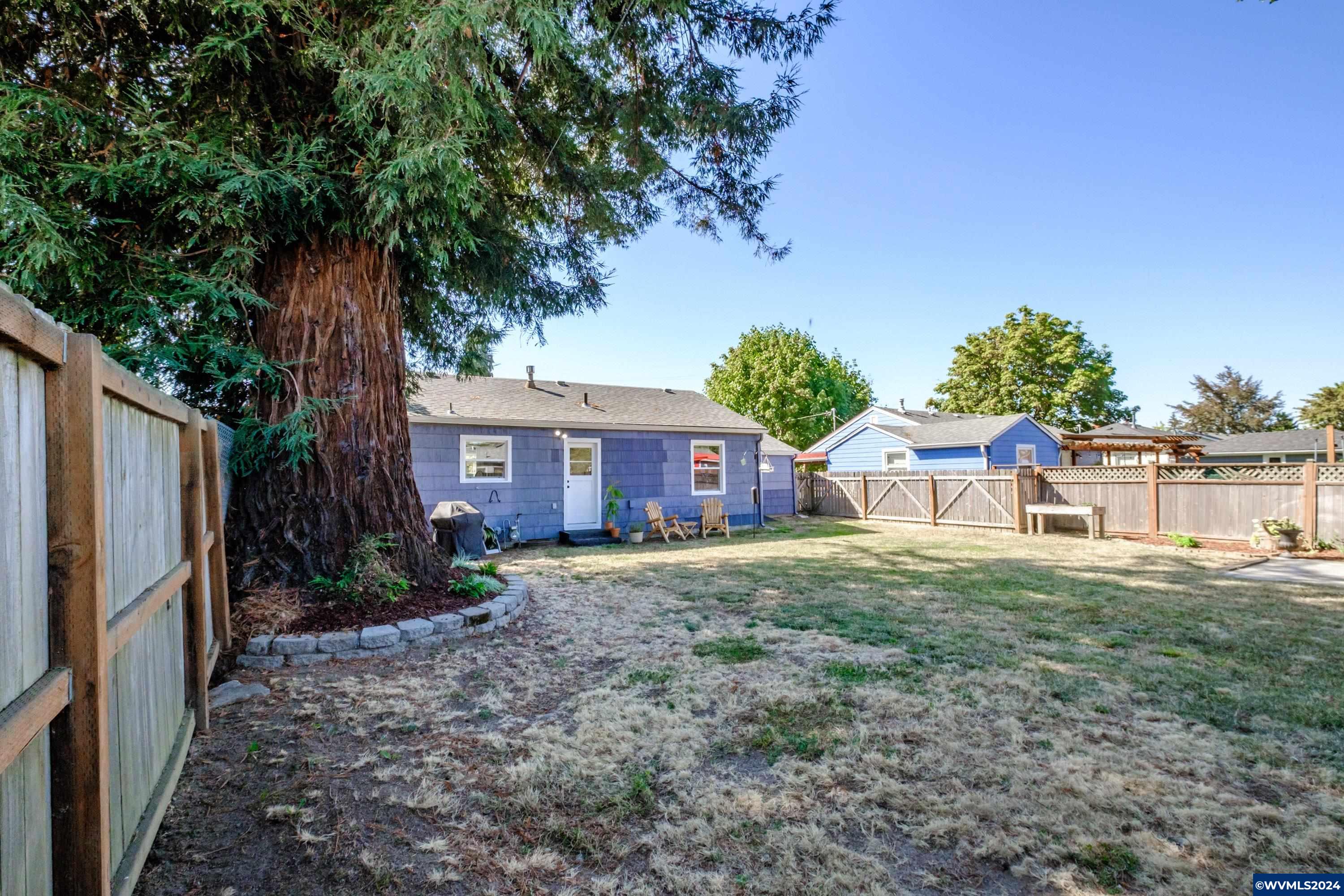 729 Southeast Fulton Street Albany, OR 97322 - Photo 40 of 45