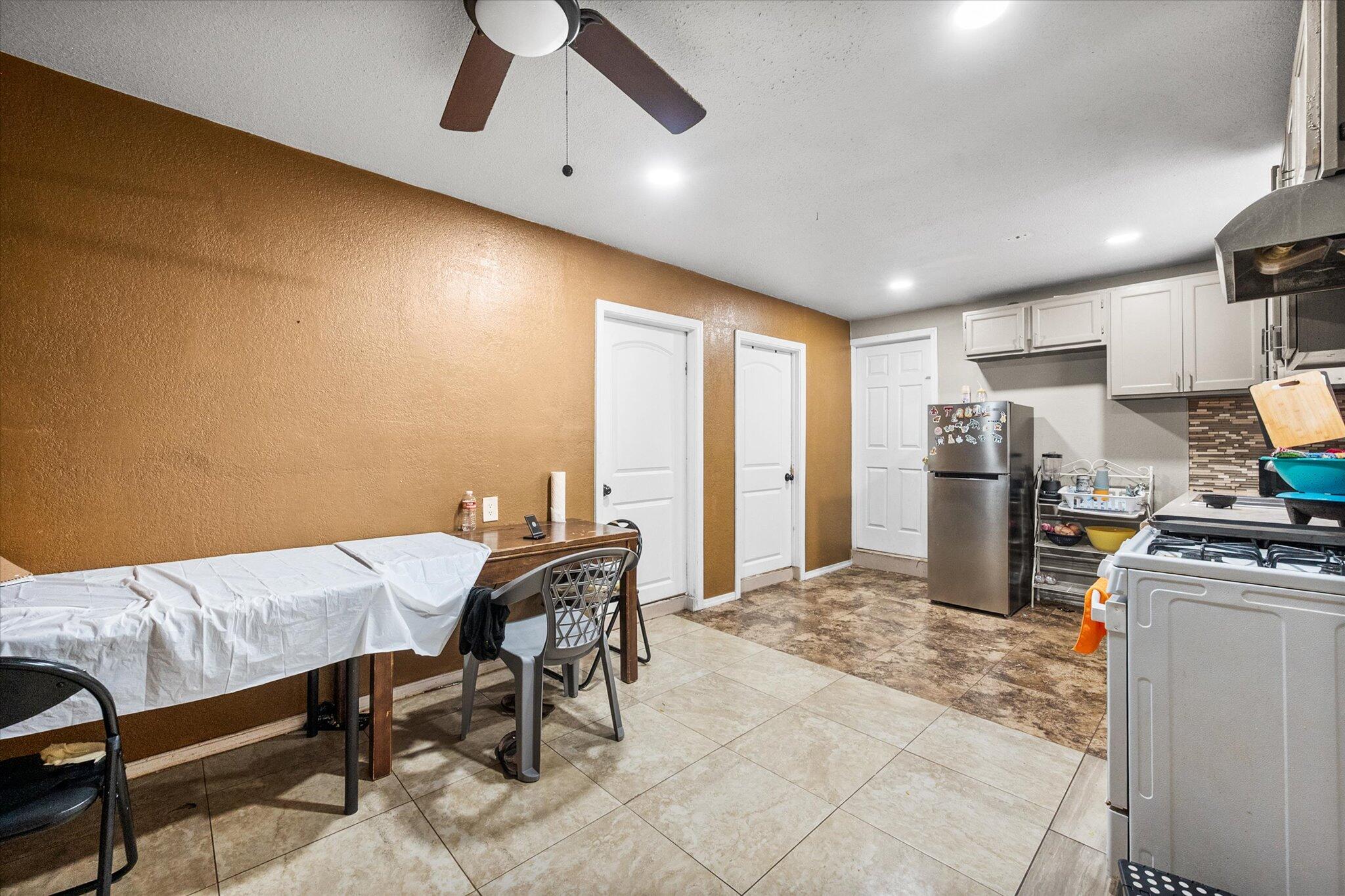 2014 40th Street Lubbock, TX 79412 - Photo 20 of 30 05-2014 40th_9203