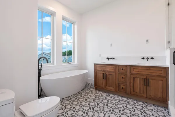 $1,280,000 | 13 Washburn Farm Lane, Unit 7, Kittery Point, ME 03905