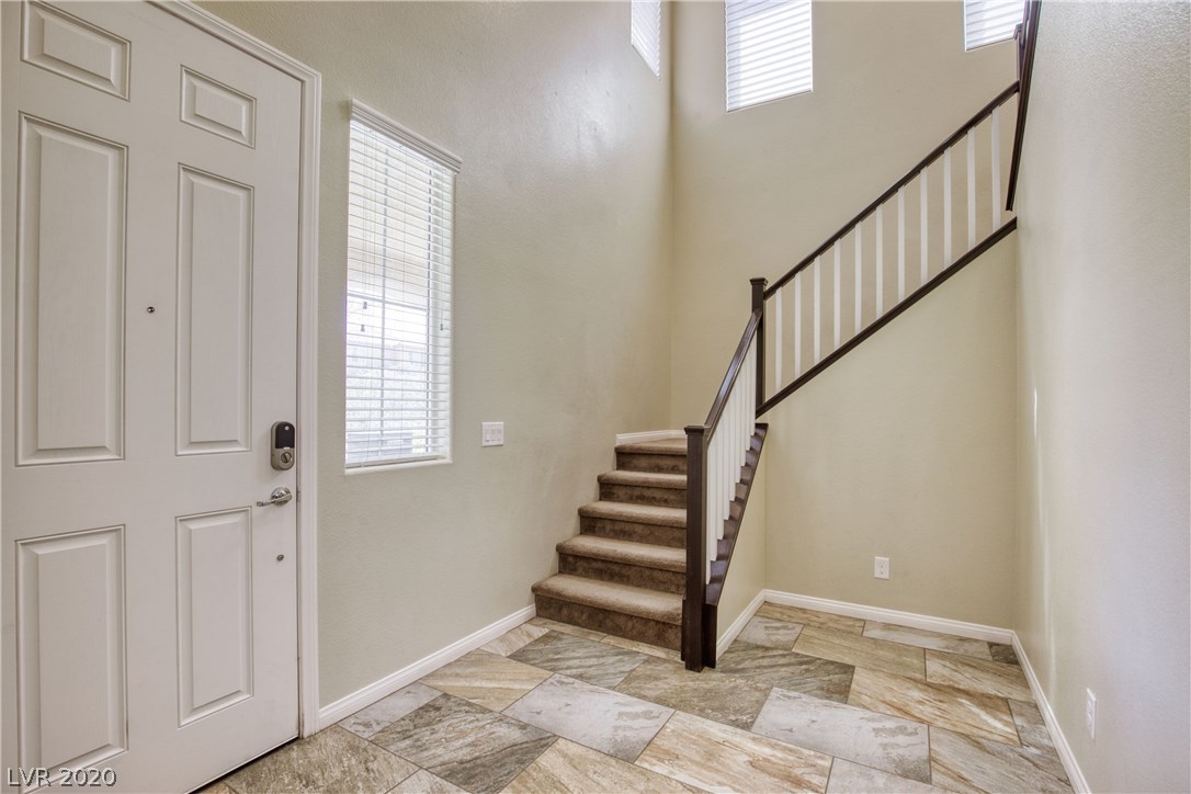 11055 Hunting Hawk Road Las Vegas, NV 89179 - Photo 3 of 25