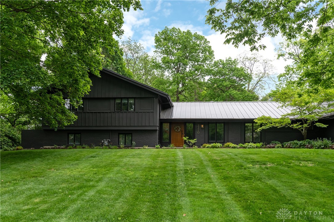2210 Ridgeway Road Oakwood, OH 45419 - Photo 2 of 85