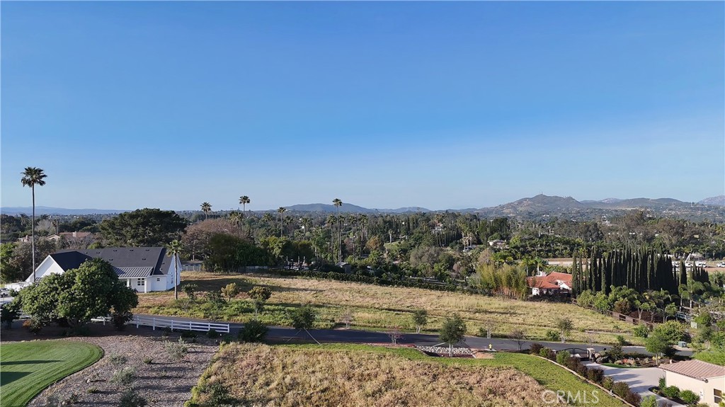 1940 Grey Rabbit Hollow Lane Fallbrook, CA 92028 - Photo 1 of 8 Gallery Image 1