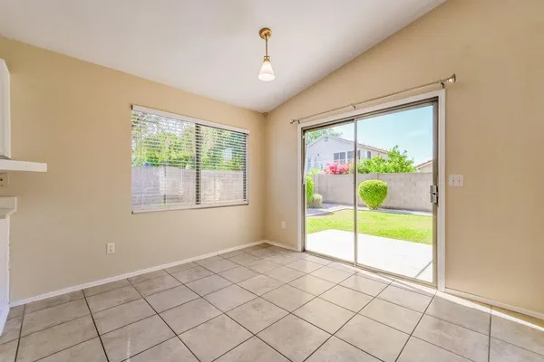 $2,555 | 495 West Scott Avenue, Gilbert, AZ 85233