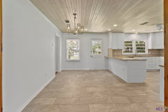 $269,000 | 155 Highland Park Drive, Baton Rouge, LA 70808