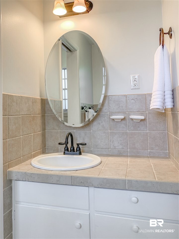 408 West Berry Avenue Foley, AL 36535 - Photo 12 of 35