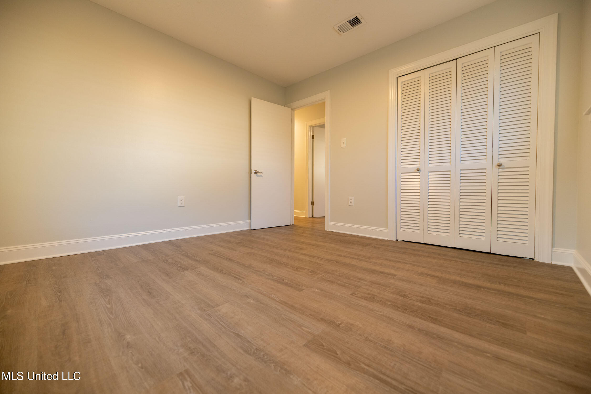 11658 Lorraine Road Gulfport, MS 39503 - Photo 13 of 24 11