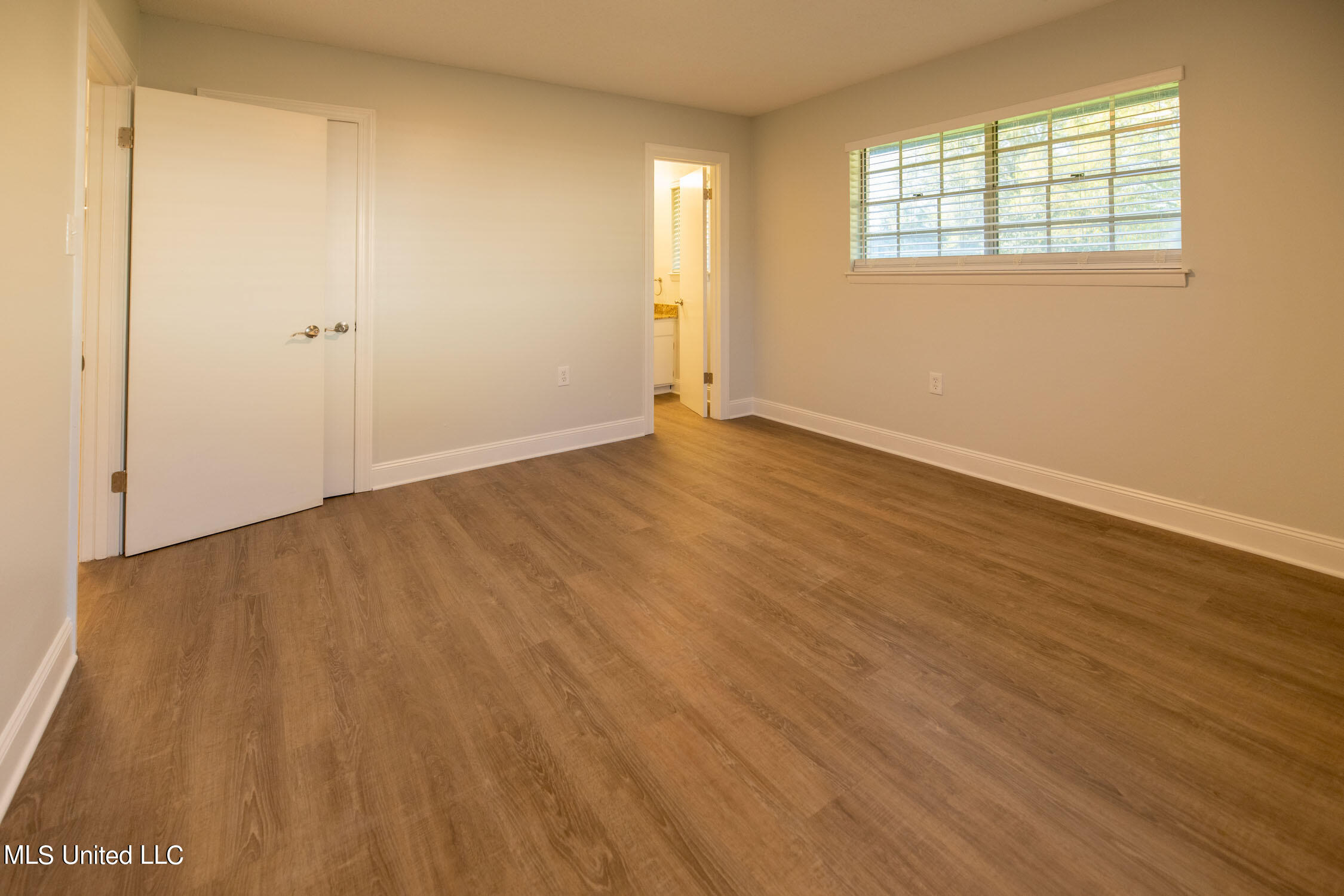 11658 Lorraine Road Gulfport, MS 39503 - Photo 14 of 24 12