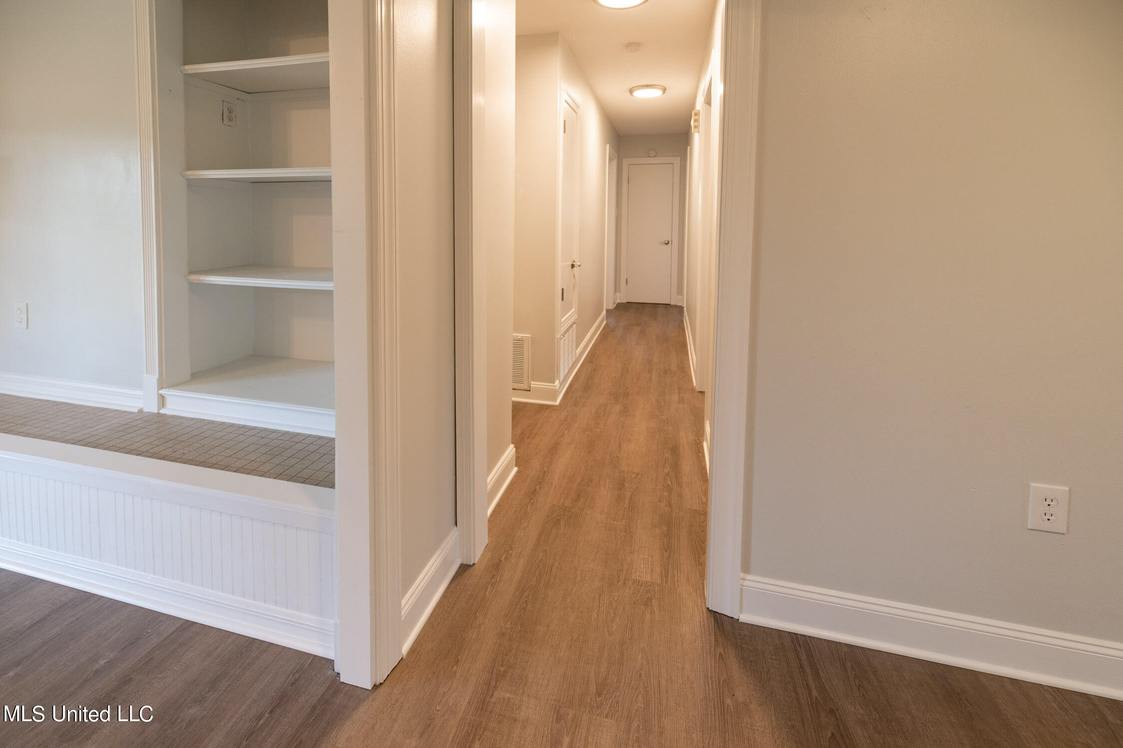 11658 Lorraine Road Gulfport, MS 39503 - Photo 8 of 24 6
