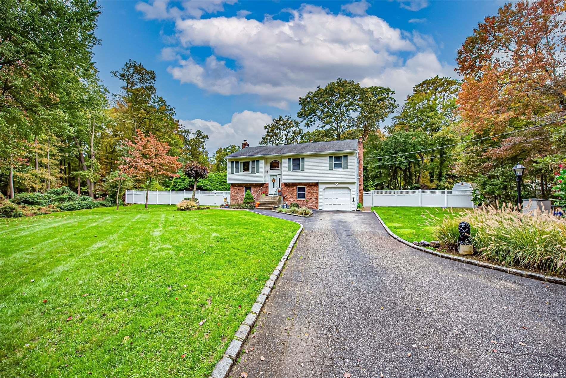 76 Giant Oak Road Ridge, NY 11961 - Photo 1 of 1