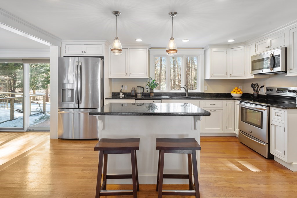 12 Agawam Road Acton, MA 01720 - Photo 7 of 41 Gallery Image 7