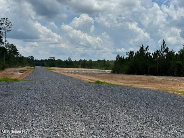 $70,000 | 5220 Crawford Lane, Kiln, MS 39556