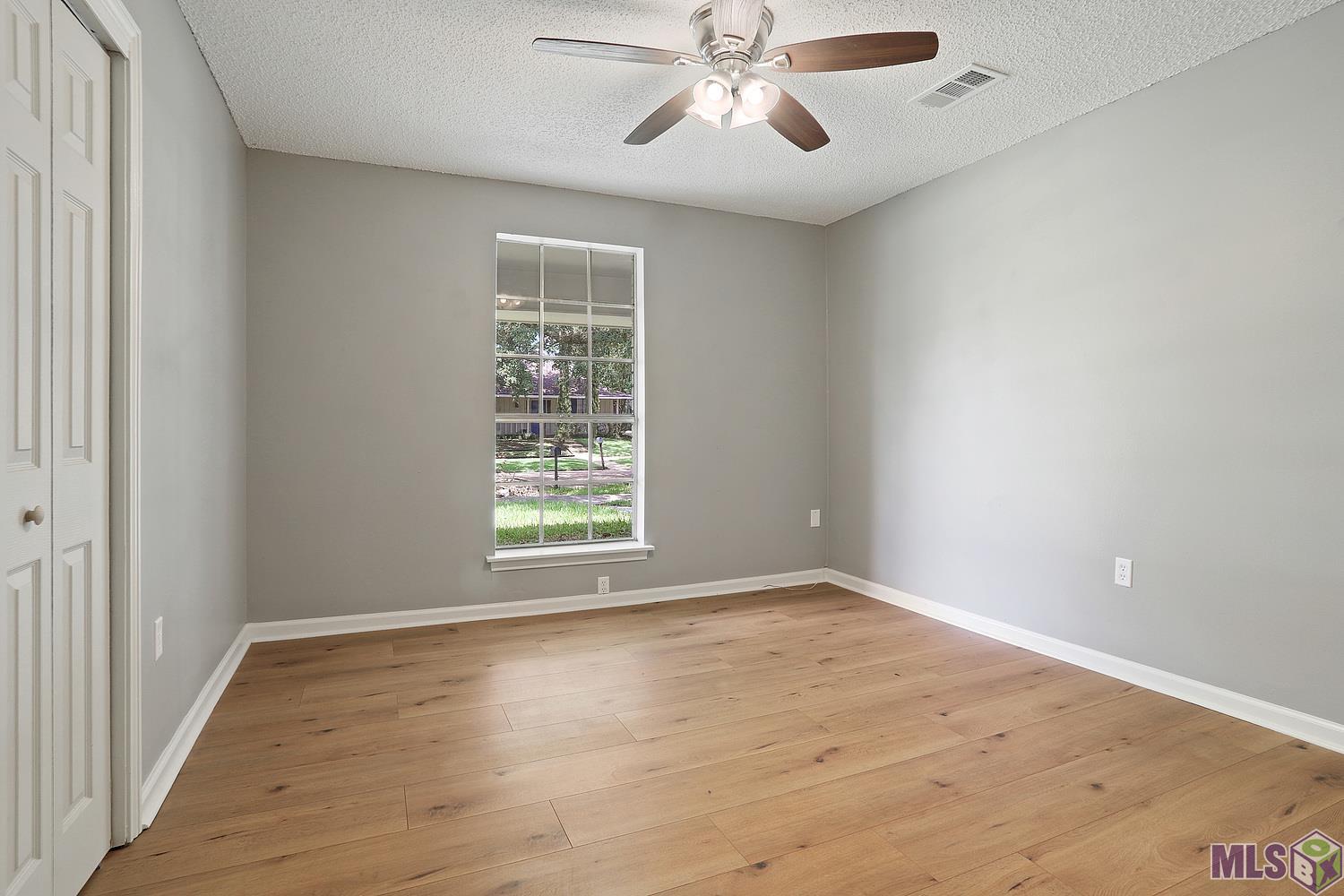 10124 Hackberry Drive Baton Rouge, LA 70809 - Photo 14 of 21 Gallery Image 14