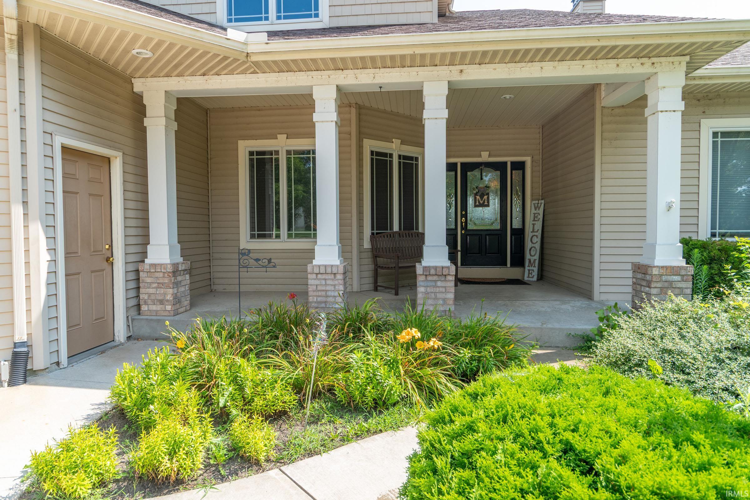 24465 Copper Ridge Drive Goshen, IN 46526 - Photo 2 of 36