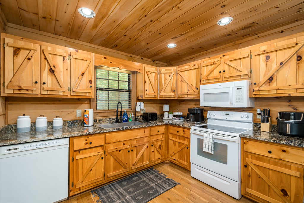 213 Valley Branch Road Blue Ridge, GA 30513 - Photo 42 of 56