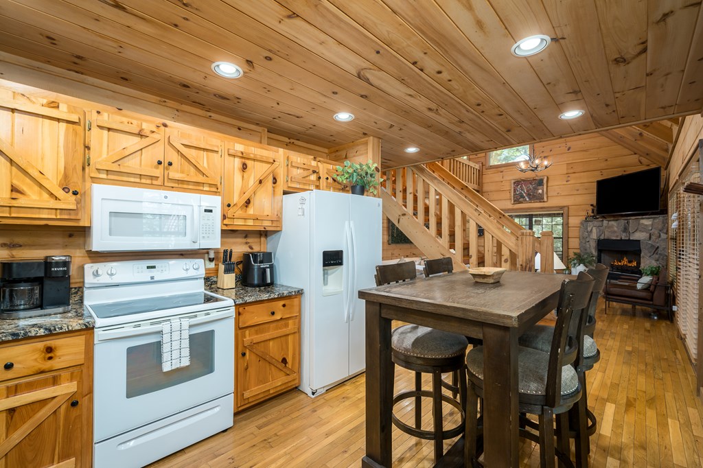 213 Valley Branch Road Blue Ridge, GA 30513 - Photo 43 of 56