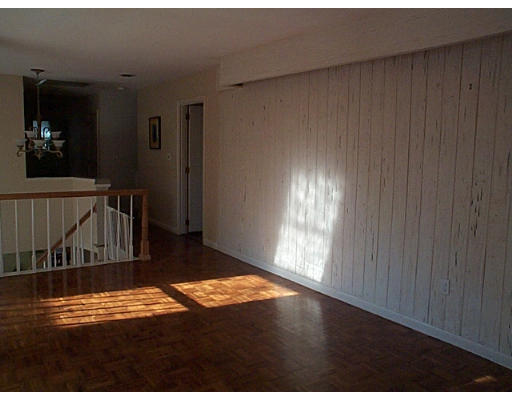 41 West Ridge Drive Sharon, MA 02067 - Photo 5 of 5 Gallery Image 5