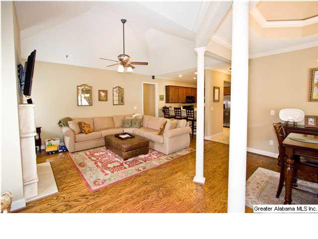 433 Ballantrae Road Pelham, AL 35124 - Photo 2 of 23
