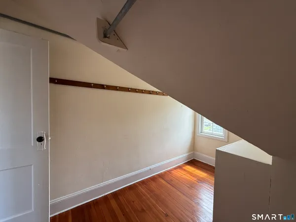 $1,500 | 73 New Street, Naugatuck, CT 06770