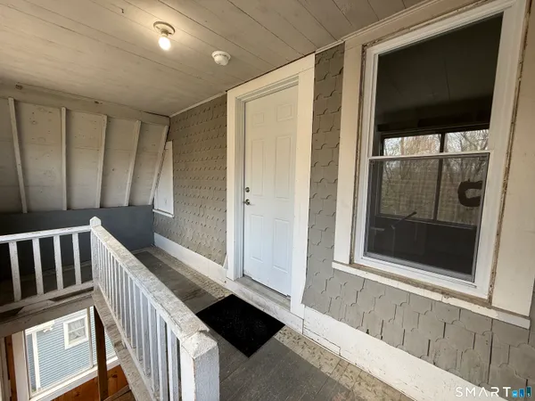 $1,500 | 73 New Street, Naugatuck, CT 06770