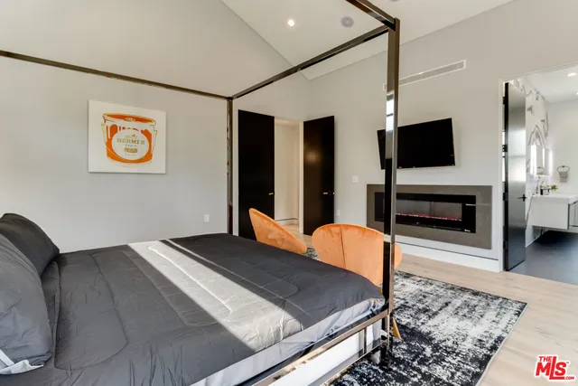 $13,799 | 18015 Martha Street, Encino, CA 91316