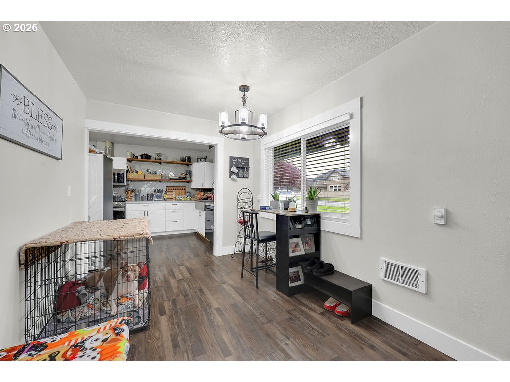 1215 Irving Road Eugene, OR 97404 - Photo 20 of 42