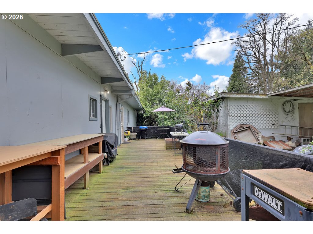 1215 Irving Road Eugene, OR 97404 - Photo 32 of 42