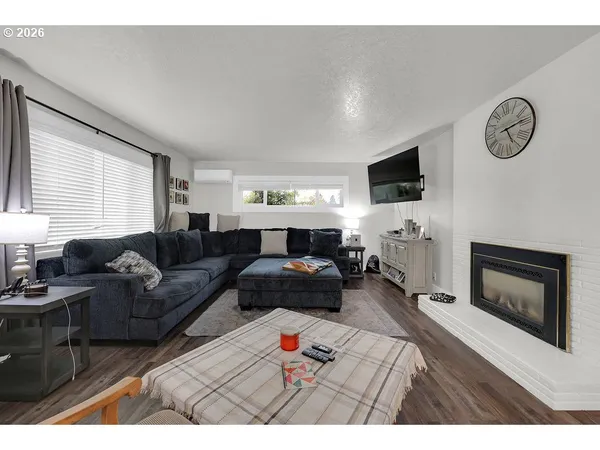 $415,000 | 1215 Irving Road, Eugene, OR 97404