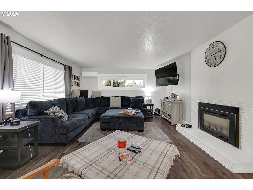 1215 Irving Road Eugene, OR 97404 - Photo 4 of 42