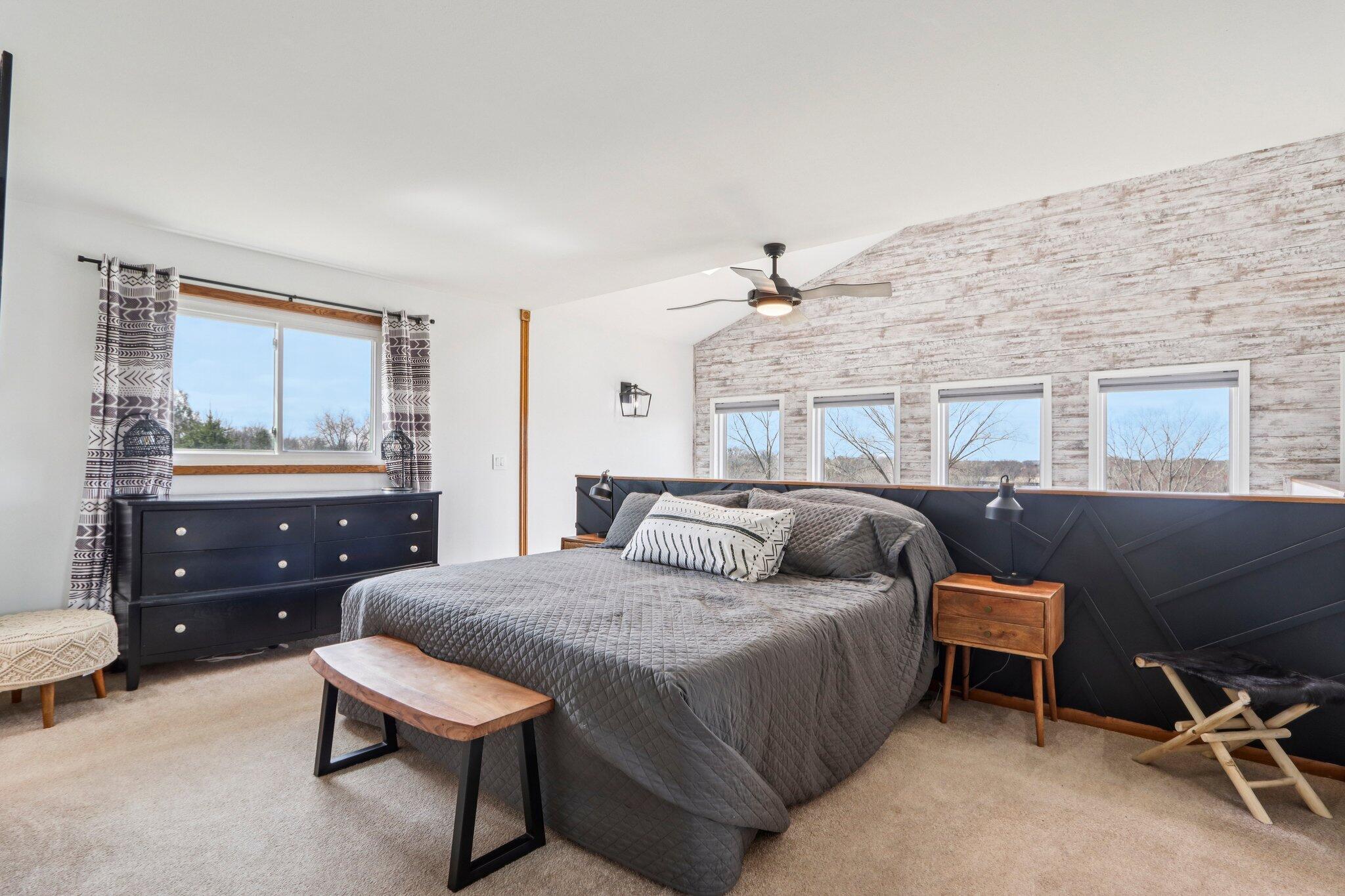 N8863 Jefferson Road Watertown, WI 53094 - Photo 22 of 70 Primary bedroom