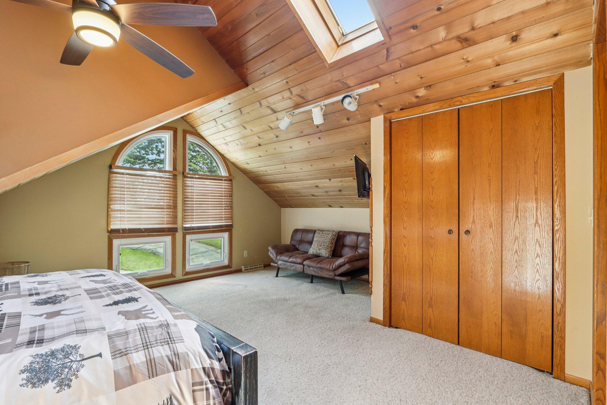 N8863 Jefferson Road Watertown, WI 53094 - Photo 29 of 70 Bedroom 2