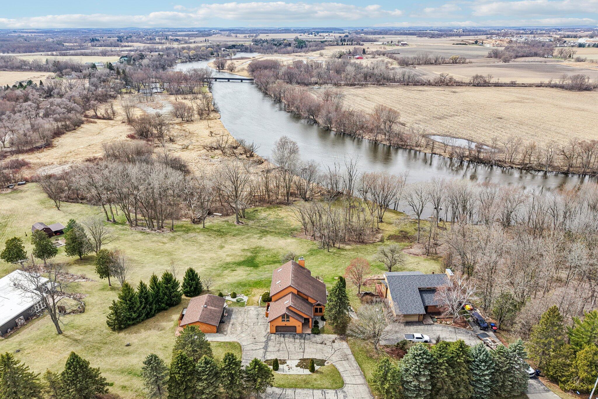 N8863 Jefferson Road Watertown, WI 53094 - Photo 52 of 70 Aerial of home and river