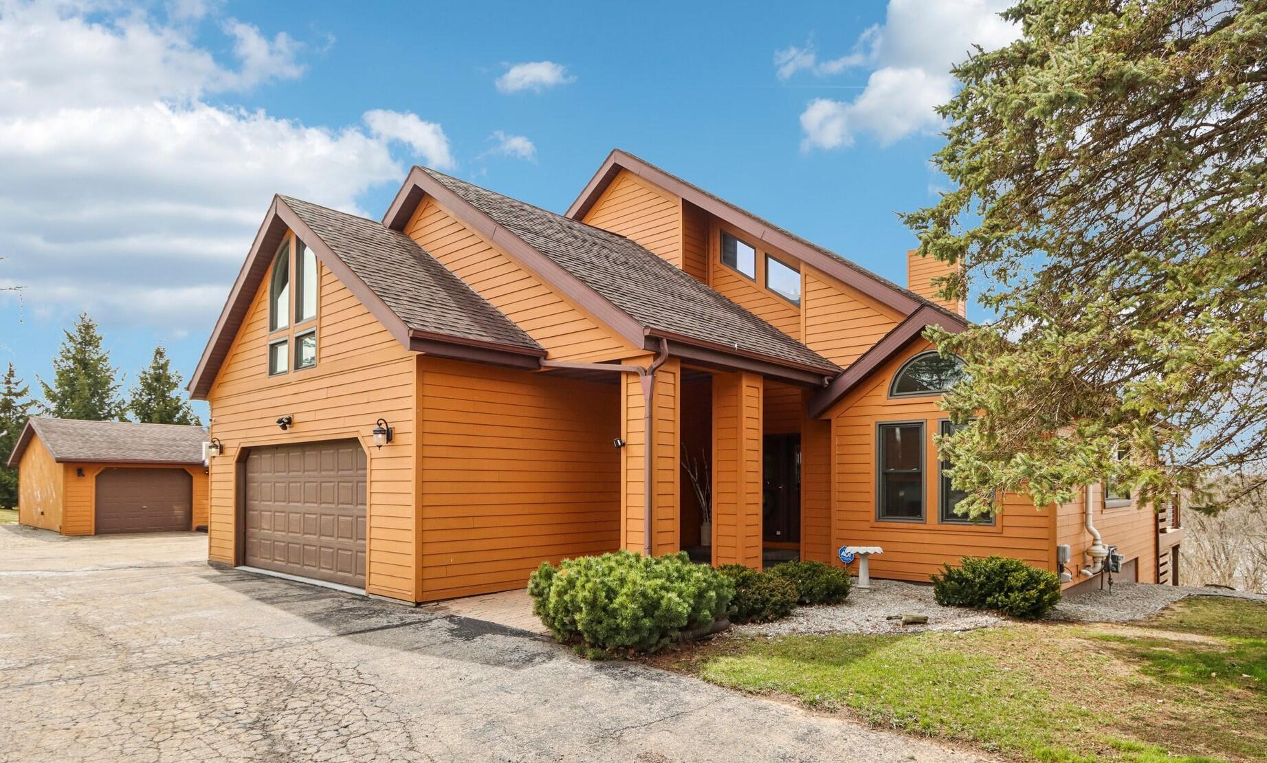 N8863 Jefferson Road Watertown, WI 53094 - Photo 58 of 70 Home & extra garage
