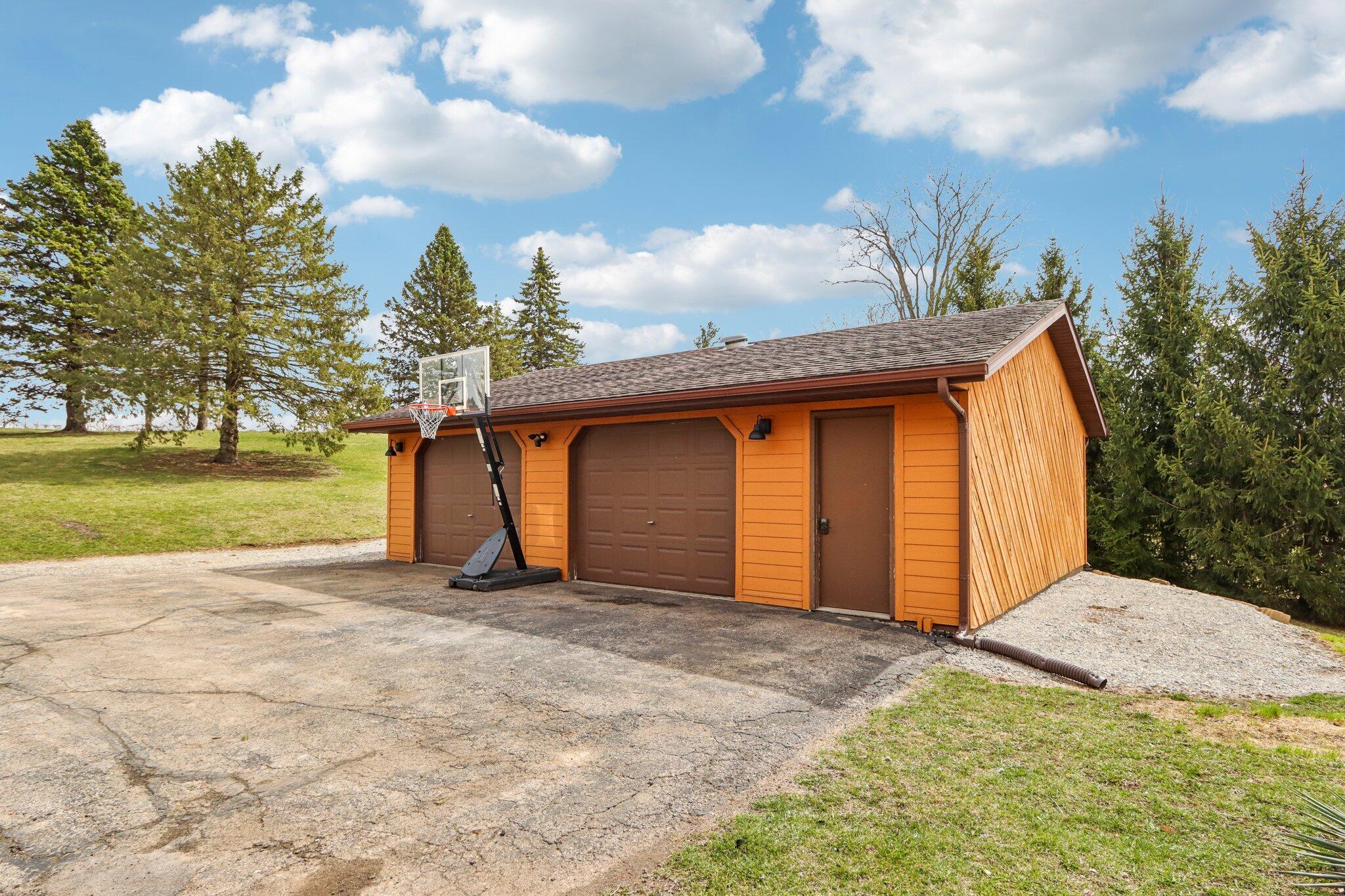 N8863 Jefferson Road Watertown, WI 53094 - Photo 5 of 70 Extra 2.5 car garage/worskshop