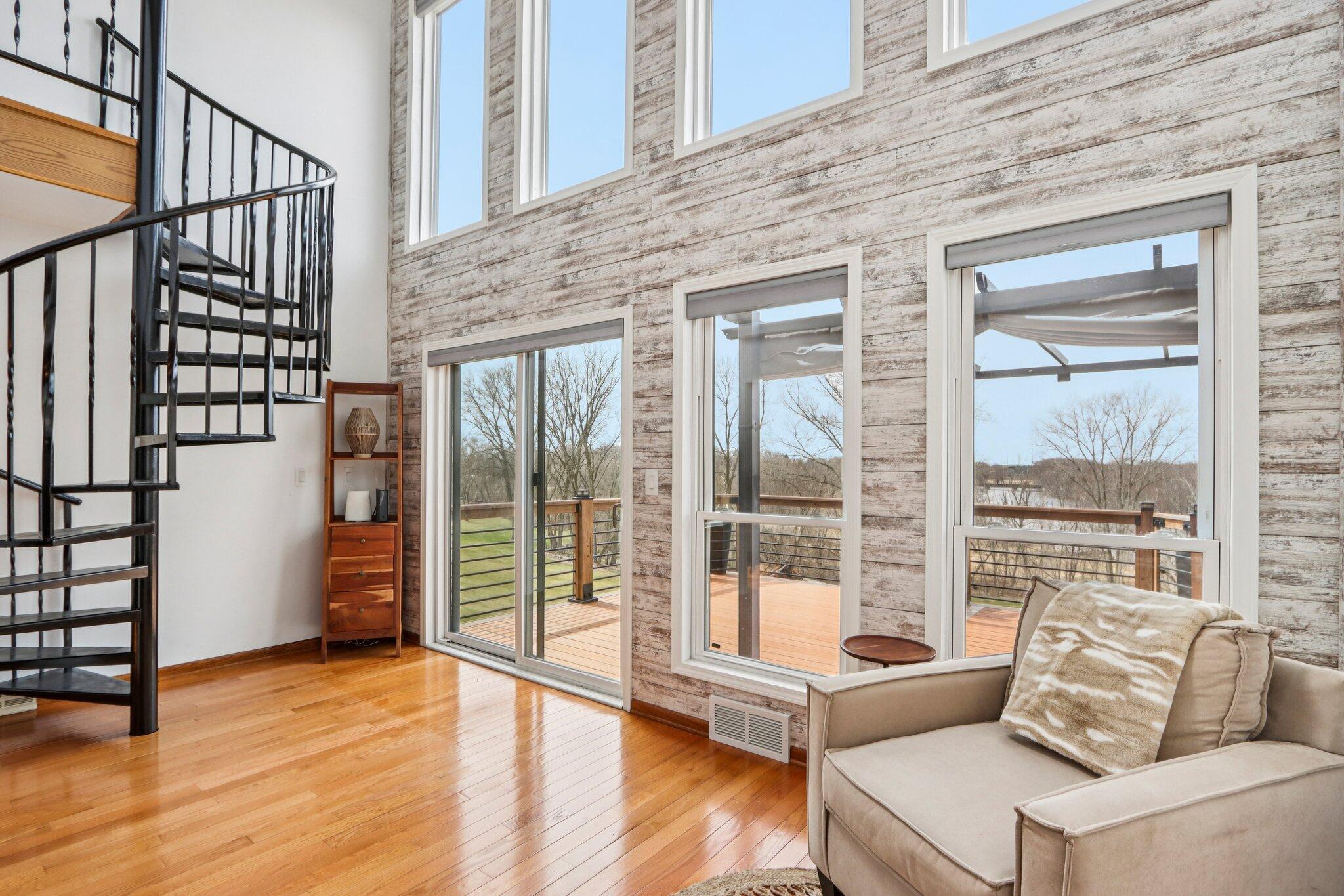N8863 Jefferson Road Watertown, WI 53094 - Photo 7 of 70 2 story sunroom