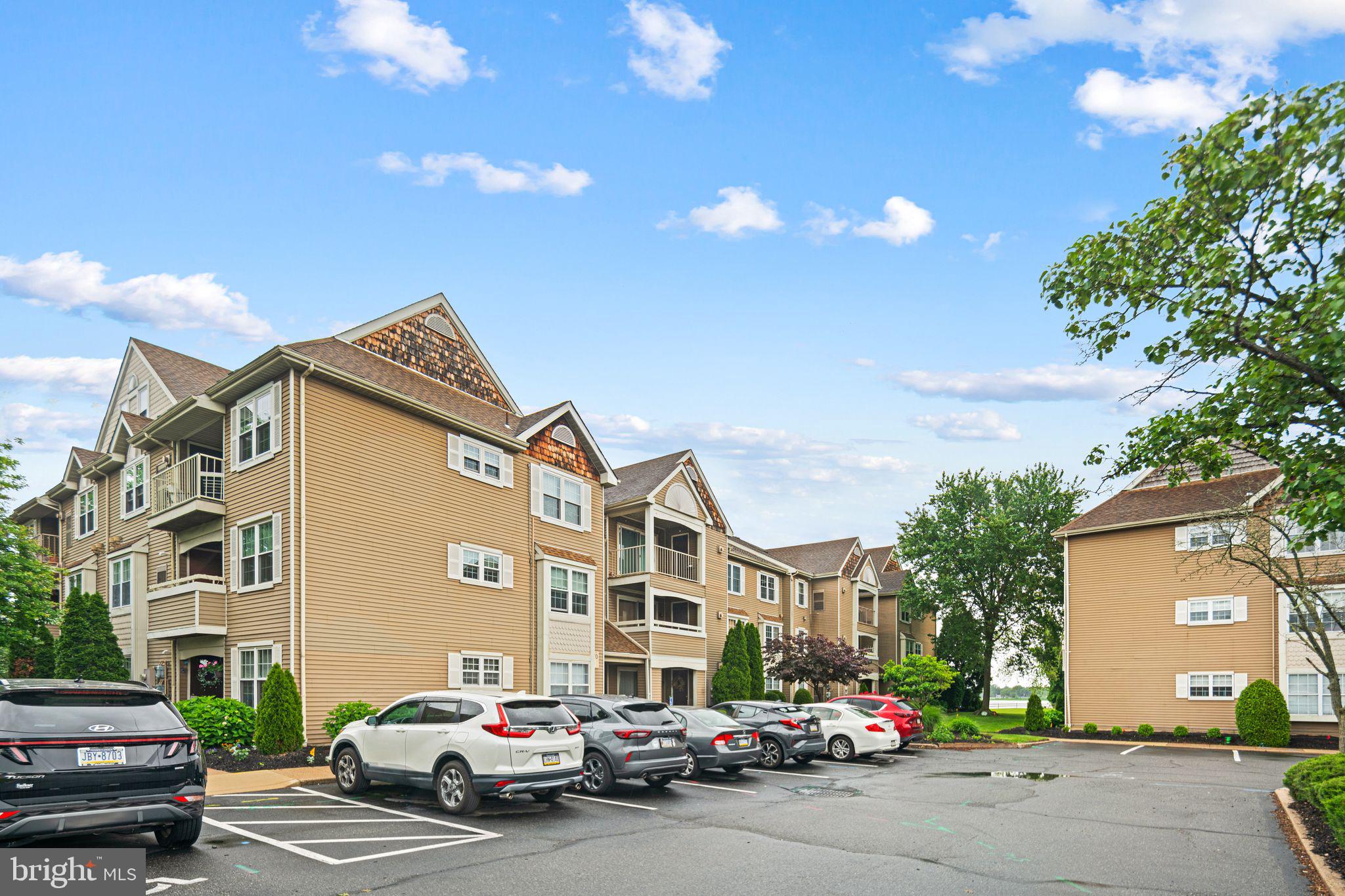 70302 Delaire Landing Road, Unit 302 Philadelphia, PA 19114 - Photo 24 of 32 Gallery Image 24