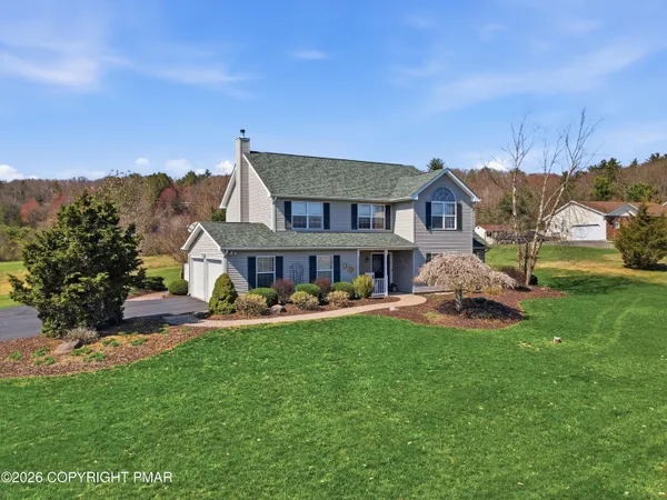 $449,900 | 624 Marion Lane, Brodheadsville, PA 18322