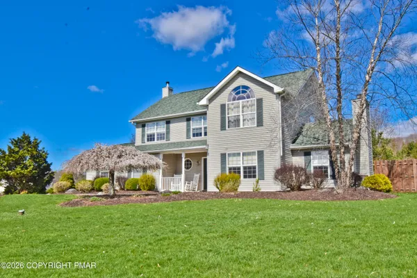 $449,900 | 624 Marion Lane, Brodheadsville, PA 18322