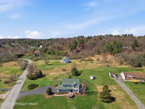 $449,900 | 624 Marion Lane, Brodheadsville, PA 18322