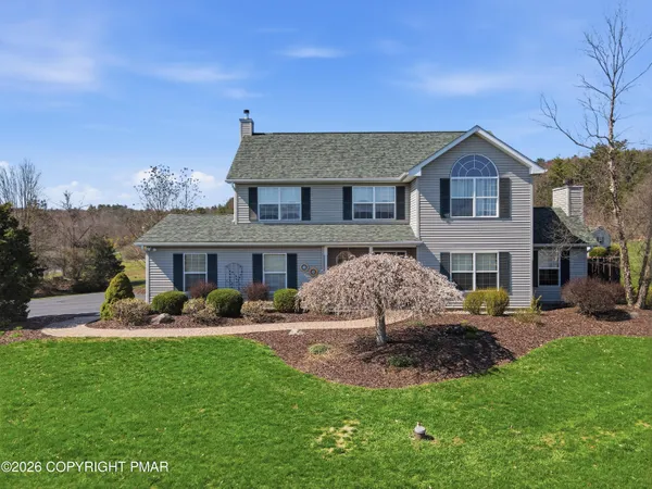 $449,900 | 624 Marion Lane, Brodheadsville, PA 18322