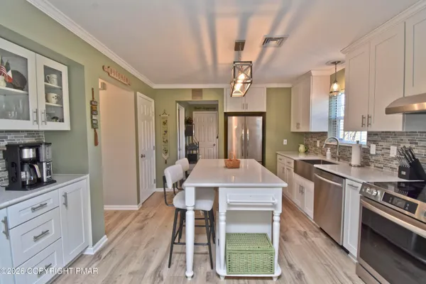 $449,900 | 624 Marion Lane, Brodheadsville, PA 18322
