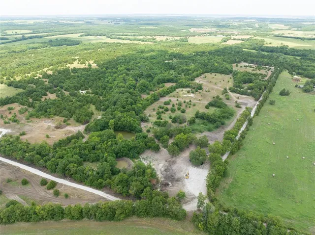$114,900 | 8 Cr 2997 Honey Grove, Windom, TX 75492