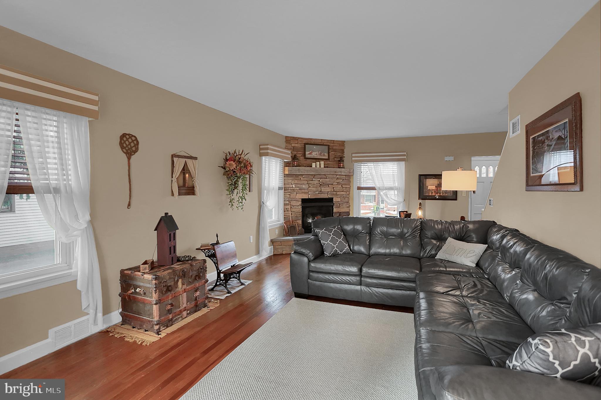 1323 Spring Road Carlisle, PA 17013 - Photo 9 of 32 Gallery Image 9
