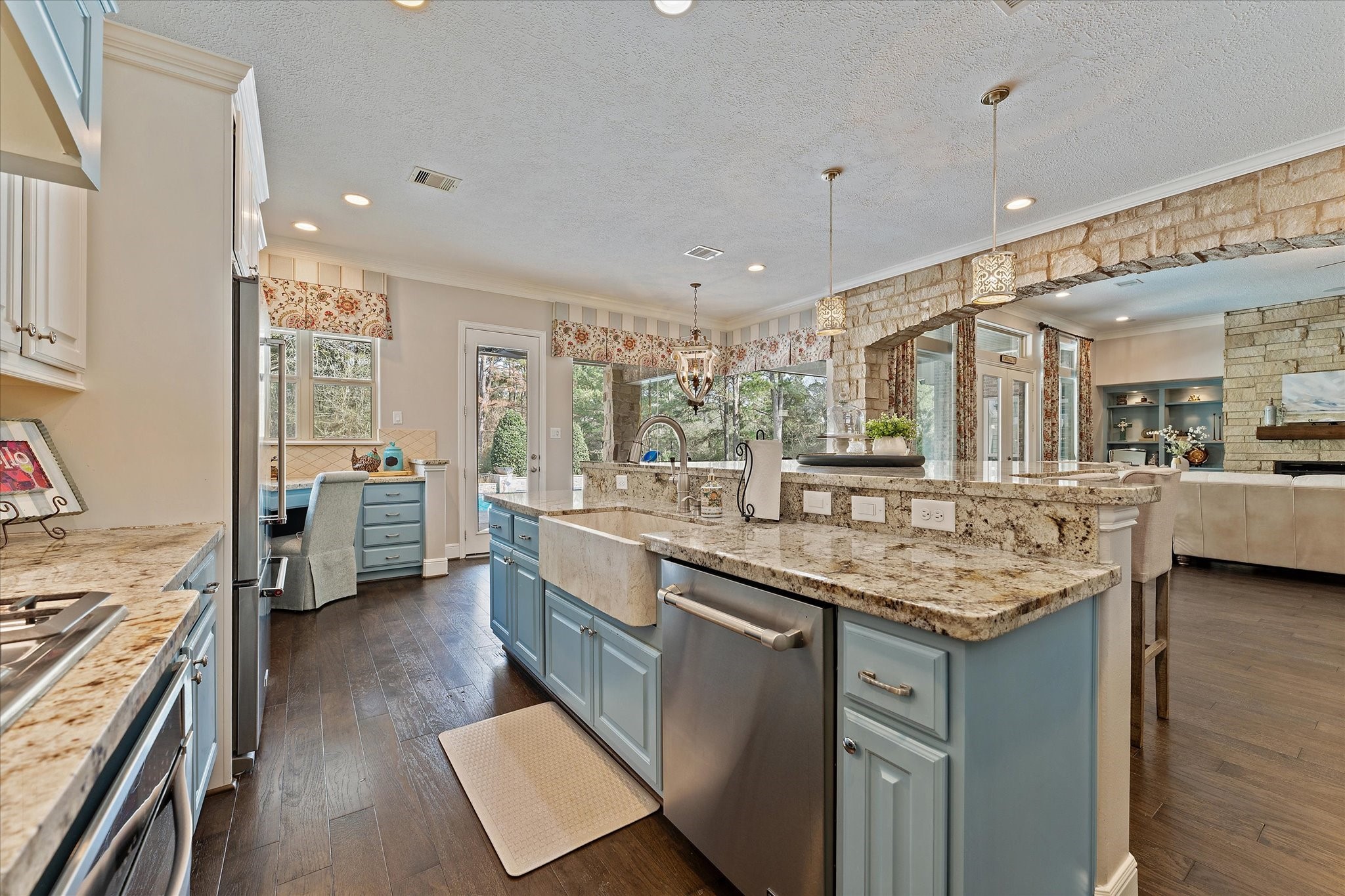 30618 Spring Lake Boulevard Tomball, TX 77375 - Photo 16 of 50