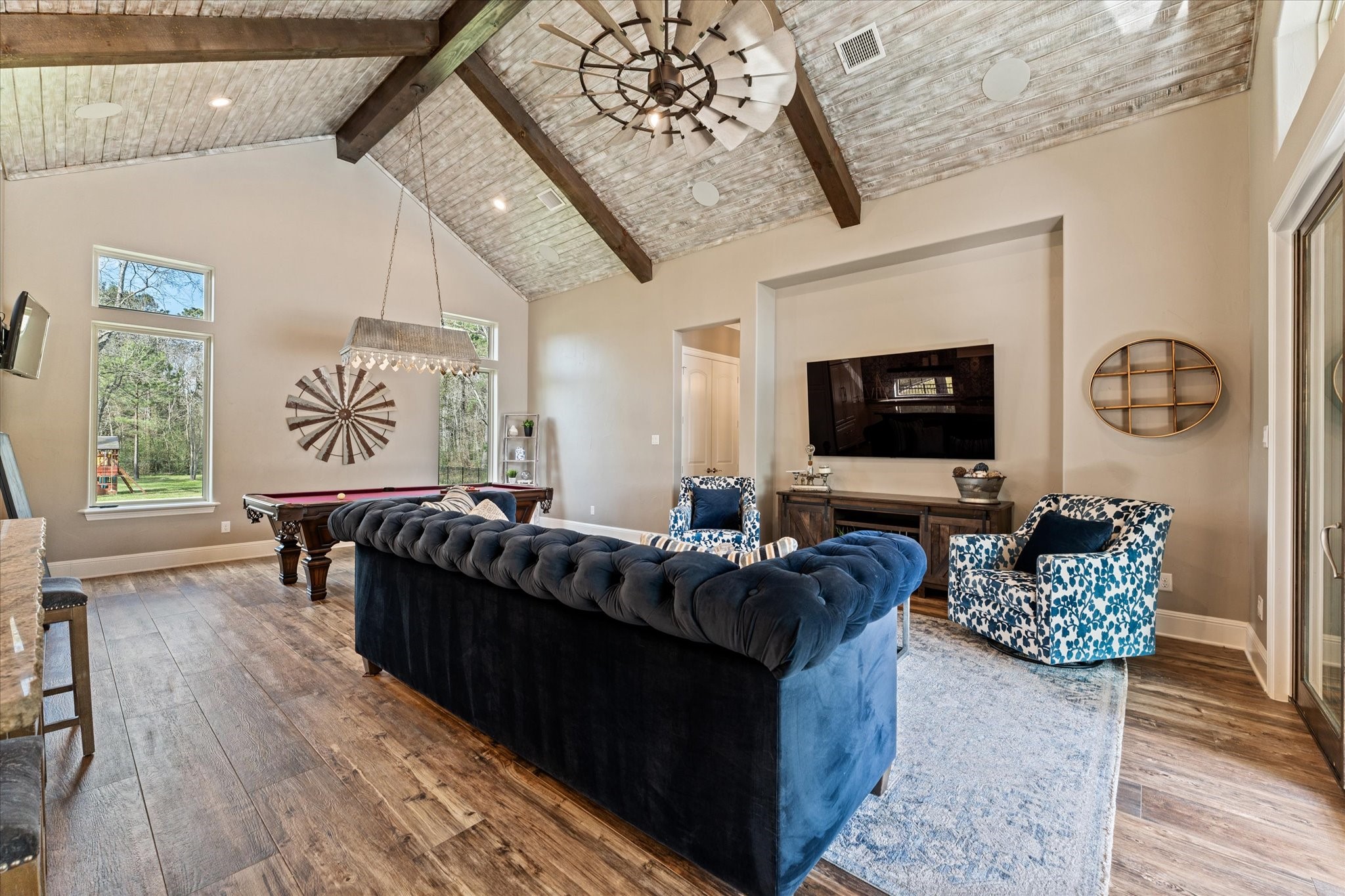 30618 Spring Lake Boulevard Tomball, TX 77375 - Photo 42 of 50 Living room of the pool house/casita.