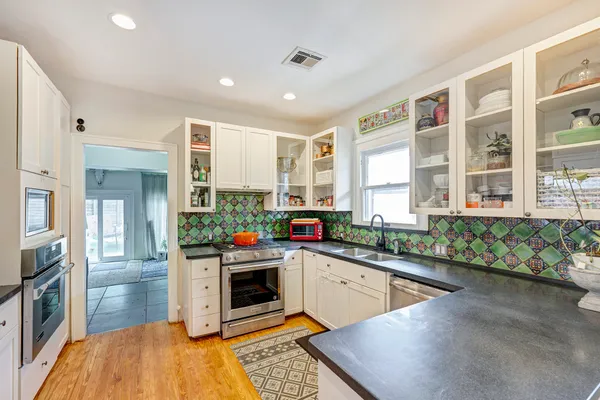 $4,400 | 1533 Harold Street, Houston, TX 77006