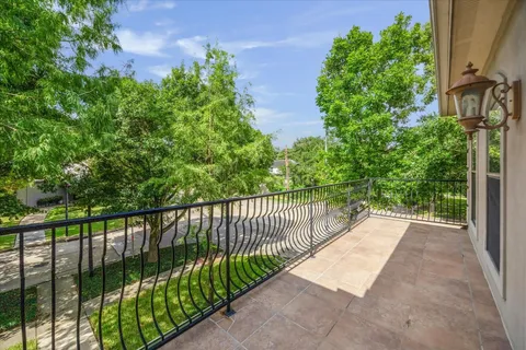 $1,595,000 | 2601 Talbott Street, Houston, TX 77005