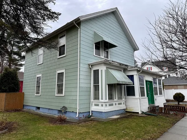 $190,000 | 7 Washington Street, Westfield, MA 01085